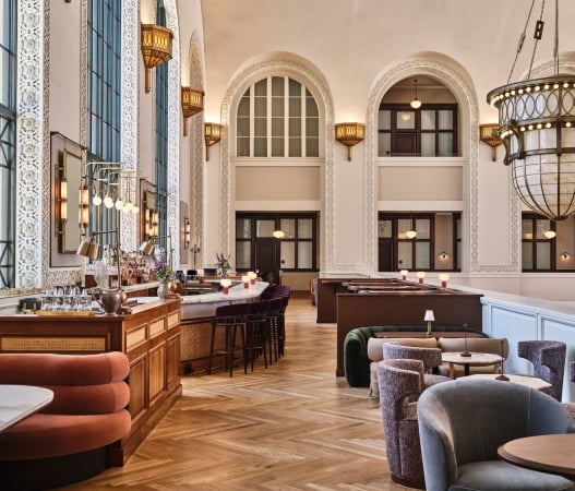 The cooper lounge seating area